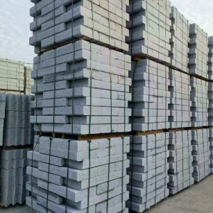 绥化 路沿石（路侧石），颜色一致，尺寸标准