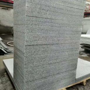 绥化 花岗岩 地铺成品300*600，尺寸标准、厚薄均匀