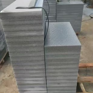 绥化 芝麻灰火烧面300*600*50地铺石材