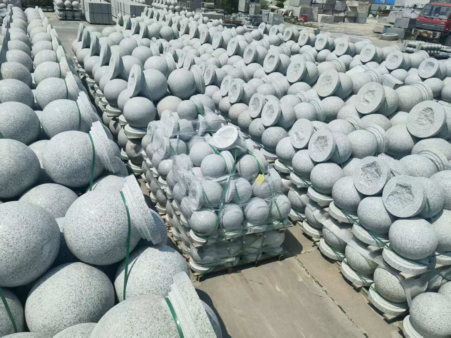 绥化 花岗岩实心圆球，石球，挡车球，挡车石，车止石，路障石。