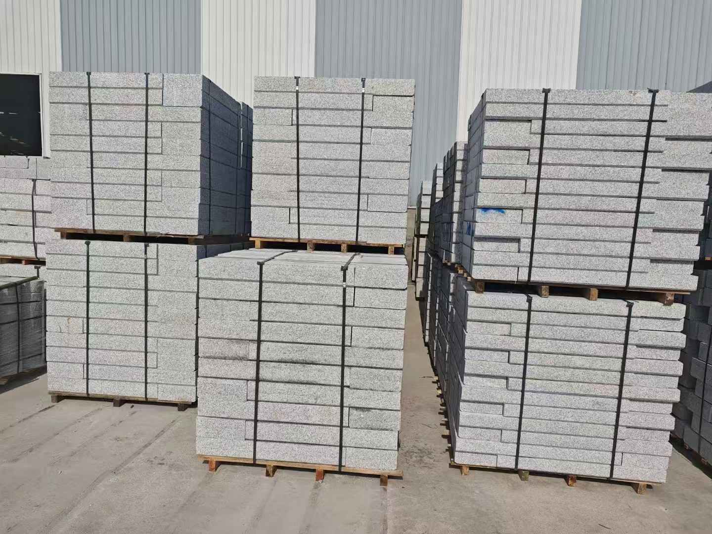 绥化 芙蓉白路沿石，价格便宜