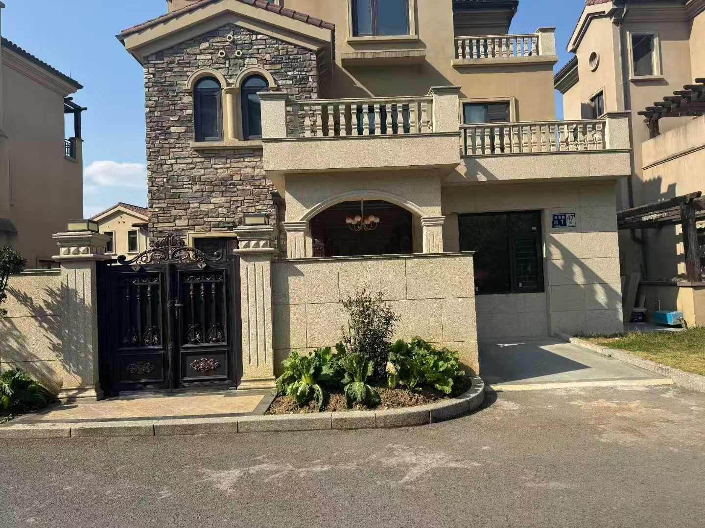 绥化黄金麻别墅干挂效果展示