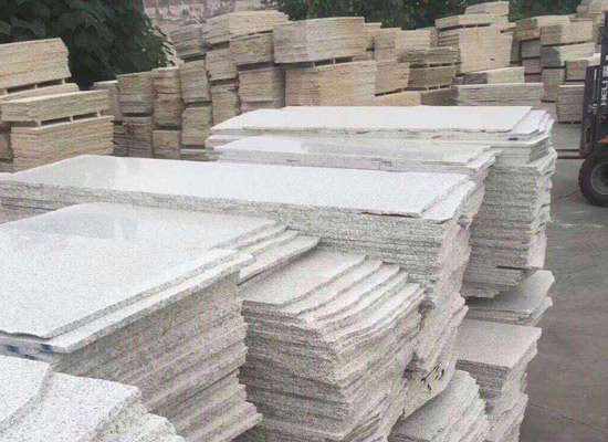 绥化芝麻白花岗岩石材生产厂家优势