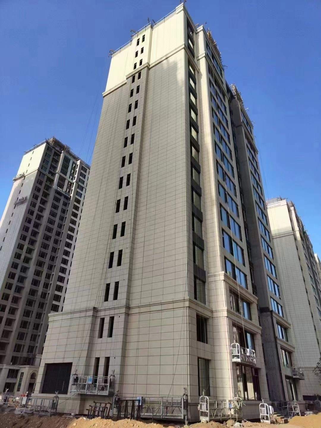 绥化黄金麻高端小区，外墙干挂