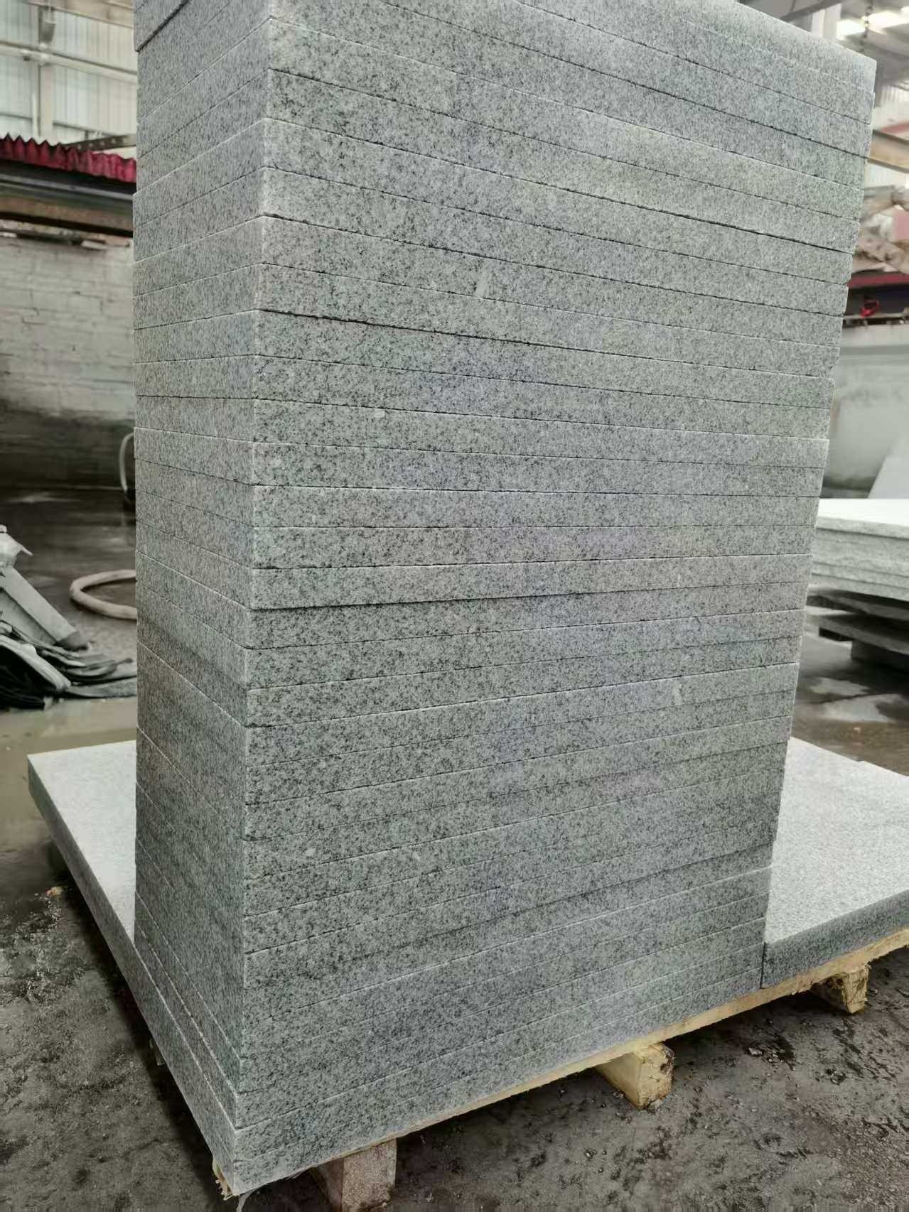 绥化 花岗岩 地铺成品300*600，尺寸标准、厚薄均匀